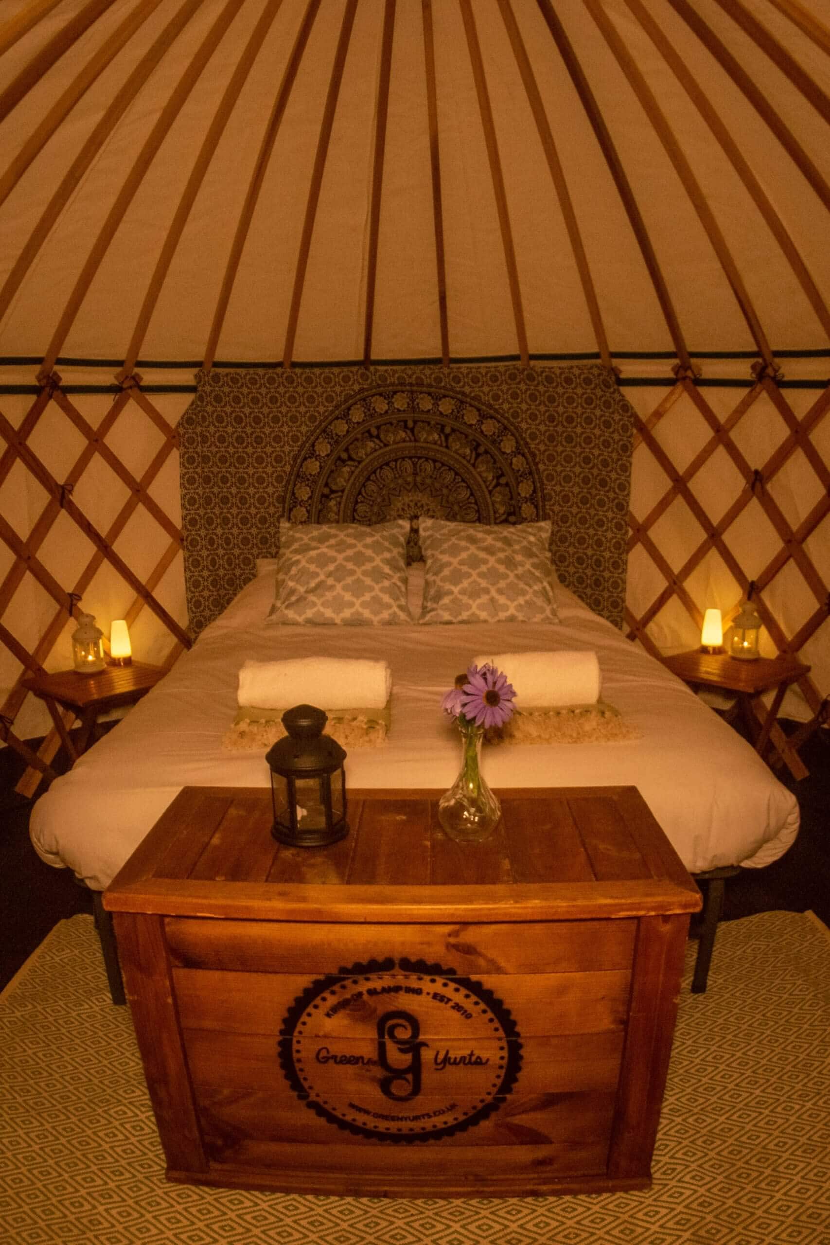 small yurt interior